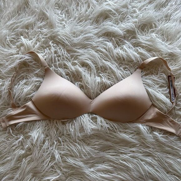 Skims Wireless Form Push up Plunge Bra Sand Size 34DD - Picture 3 of 10